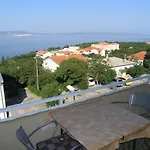 Apartman With Parking Space Smokvica Krmpotska, Novi Vinodolski - 14995 Klenovica