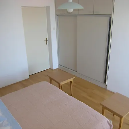 Apartament With Parking Space Smokvica Krmpotska, Novi Vinodolski - 14995 Klenovica